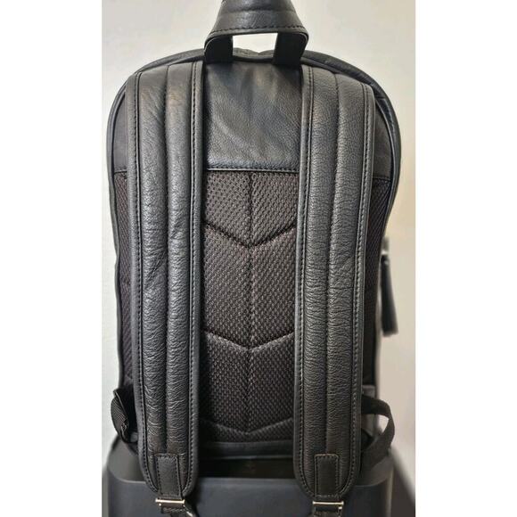 BOLANGARO TREVOR Leather Zipper Backpack Work Travel Black EUC 15x11x5 - Picture 12 of 14